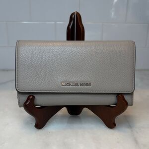 Michael Kors Wallet Leather Pebbled Jet Set Continental Flap Closure Wallet